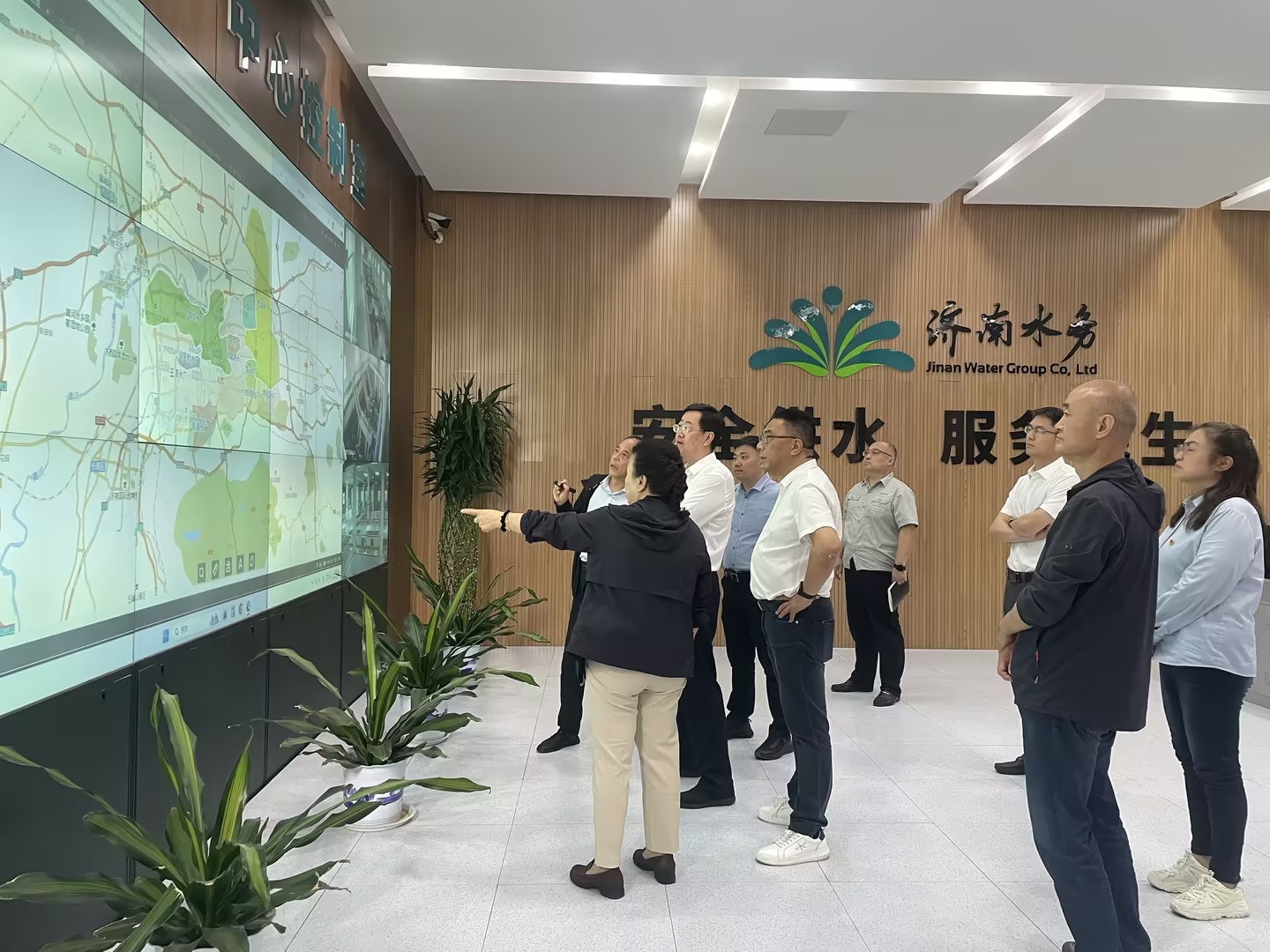 山東省住建廳侯曉濱帶隊(duì)到旅游路水廠開展城市供水調(diào)研